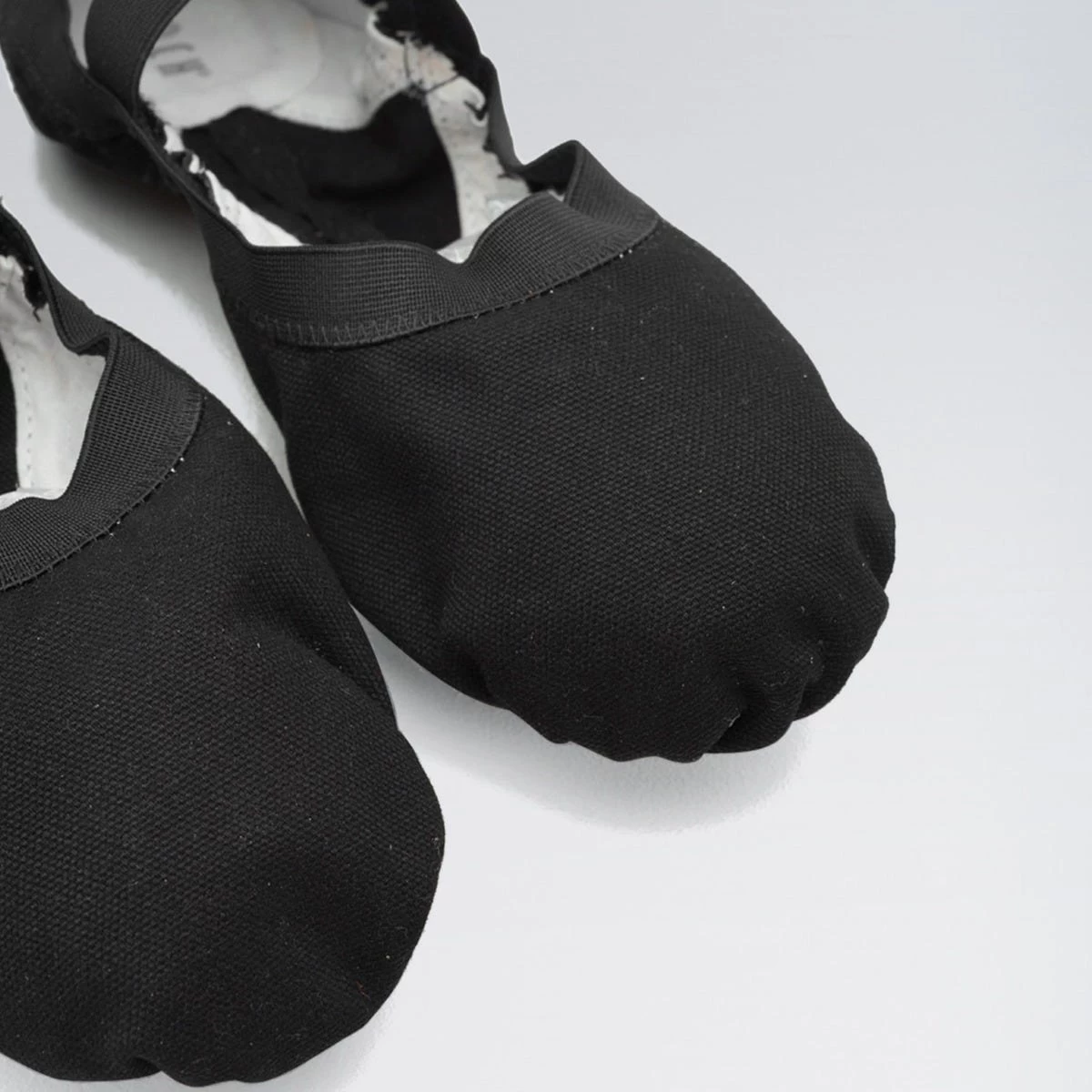 Bloch Pro Elastic Canvas Ballet Shoe - Image 6